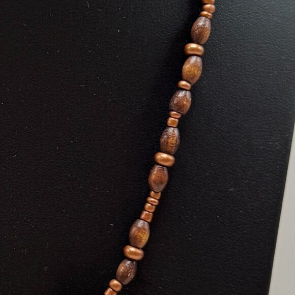 Vintage Boho Necklace Wood Beads & 3 Copper Tone Pendants 18 inches - Picture 3 of 8